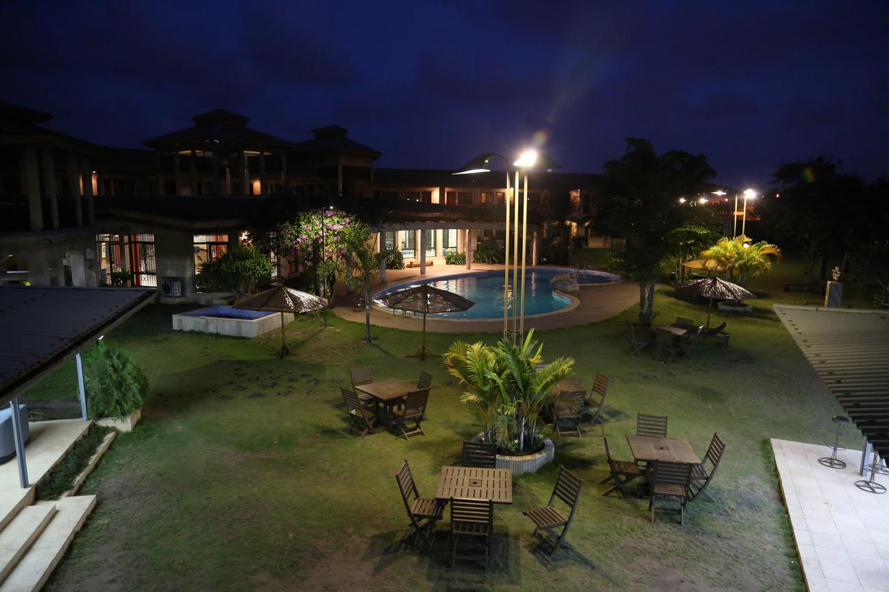 Hotel Sol Beni Абіджан Екстер'єр фото